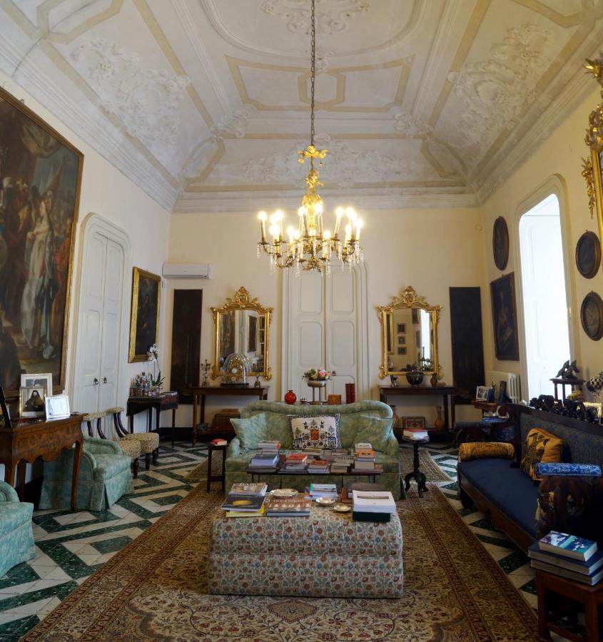 Palazzo Bernardini Suites Lecce Bagian luar foto