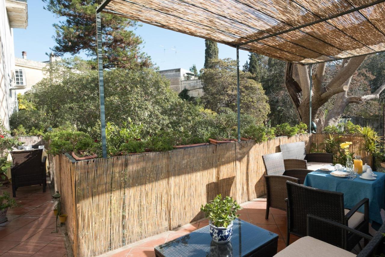 Palazzo Bernardini Suites Lecce Bagian luar foto