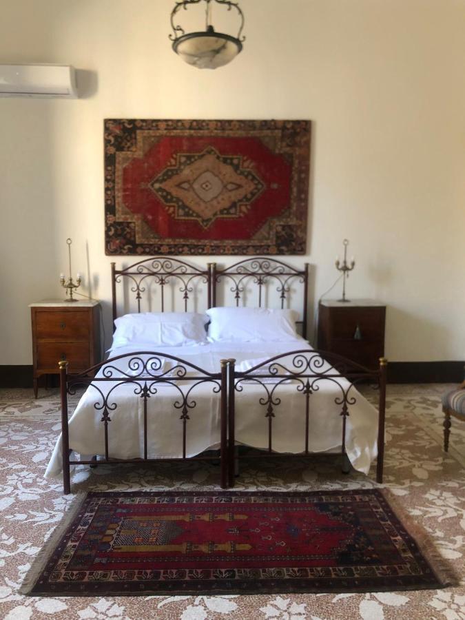Palazzo Bernardini Suites Lecce Bagian luar foto