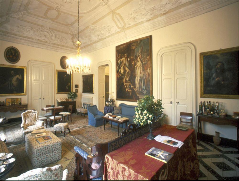 Palazzo Bernardini Suites Lecce Bagian luar foto
