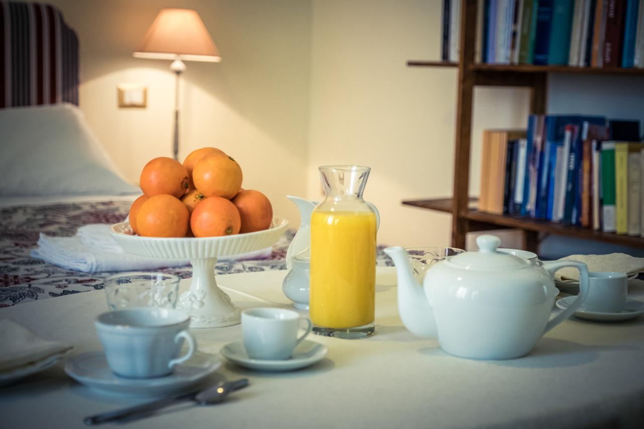 Palazzo Bernardini Suites Lecce Bagian luar foto