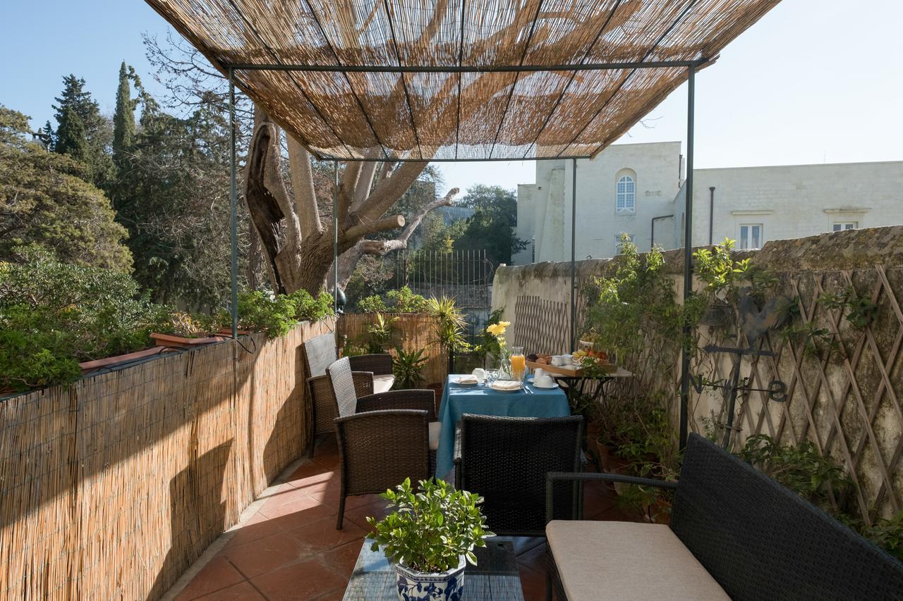 Palazzo Bernardini Suites Lecce Bagian luar foto