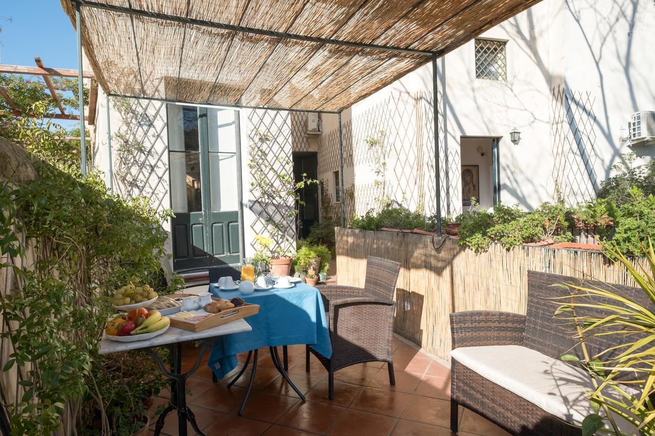 Palazzo Bernardini Suites Lecce Bagian luar foto