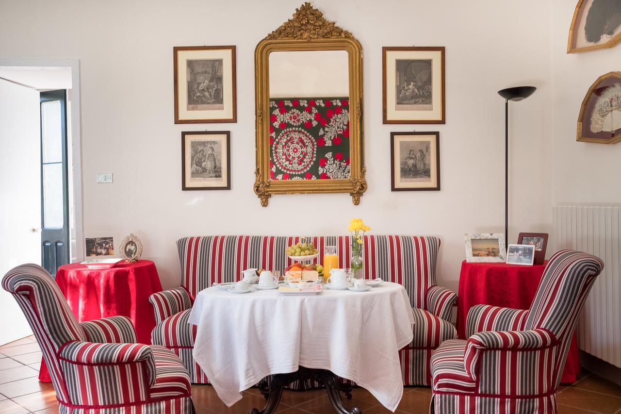 Palazzo Bernardini Suites Lecce Bagian luar foto